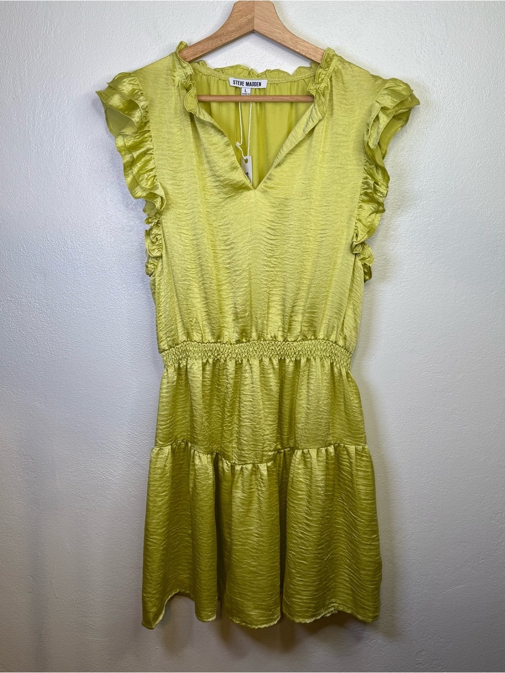 Steve Madden Prairie Dreams Dress in Garden Lime Size Large Neon Tiered Satin